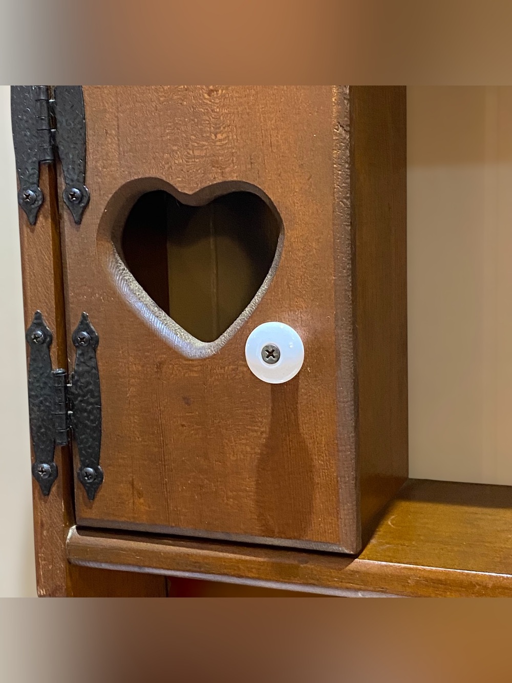 Vintage Larger Wood Hanging Wall Shelf Cabinet Display Hearts Farmhouse Cottage - Picture 9 of 13